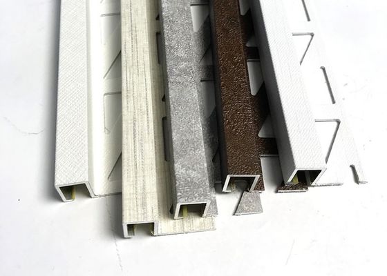 Λουρίδες περιποίησης ακρών αργιλίου για το σχεδιάγραμμα εξώθησης αλουμινίου γωνιών ακρών κεραμιδιών