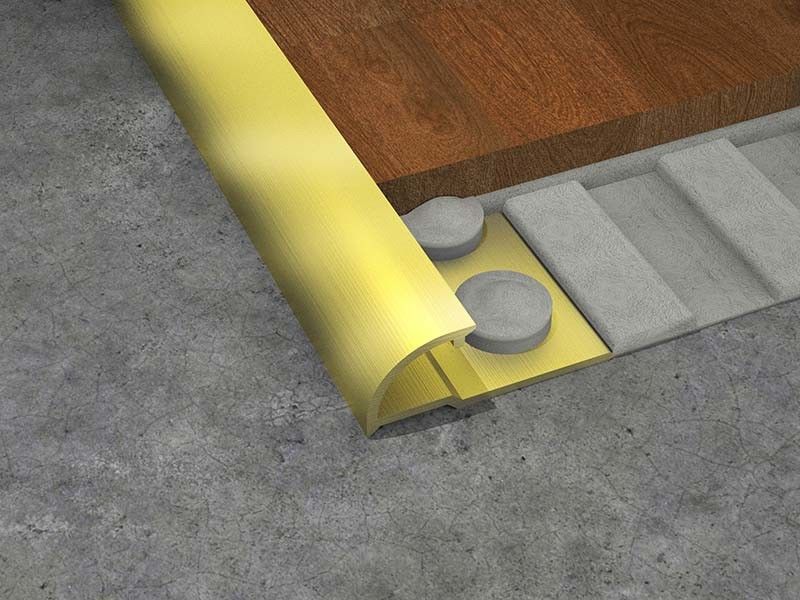 Περιποίηση 8mm κεραμιδιών ορείχαλκου λουρίδων μετάβασης πατωμάτων ορείχαλκου ξύλινο κλείσιμο λήξης πατωμάτων