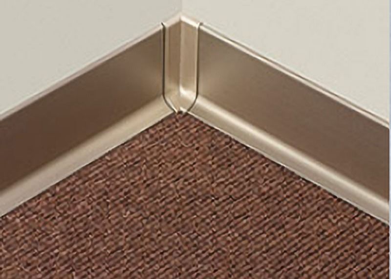 Γυαλισμένη περιζώνοντας γραμμή Baseboard ανοξείδωτου πινάκων ανοξείδωτου περιζώνοντας